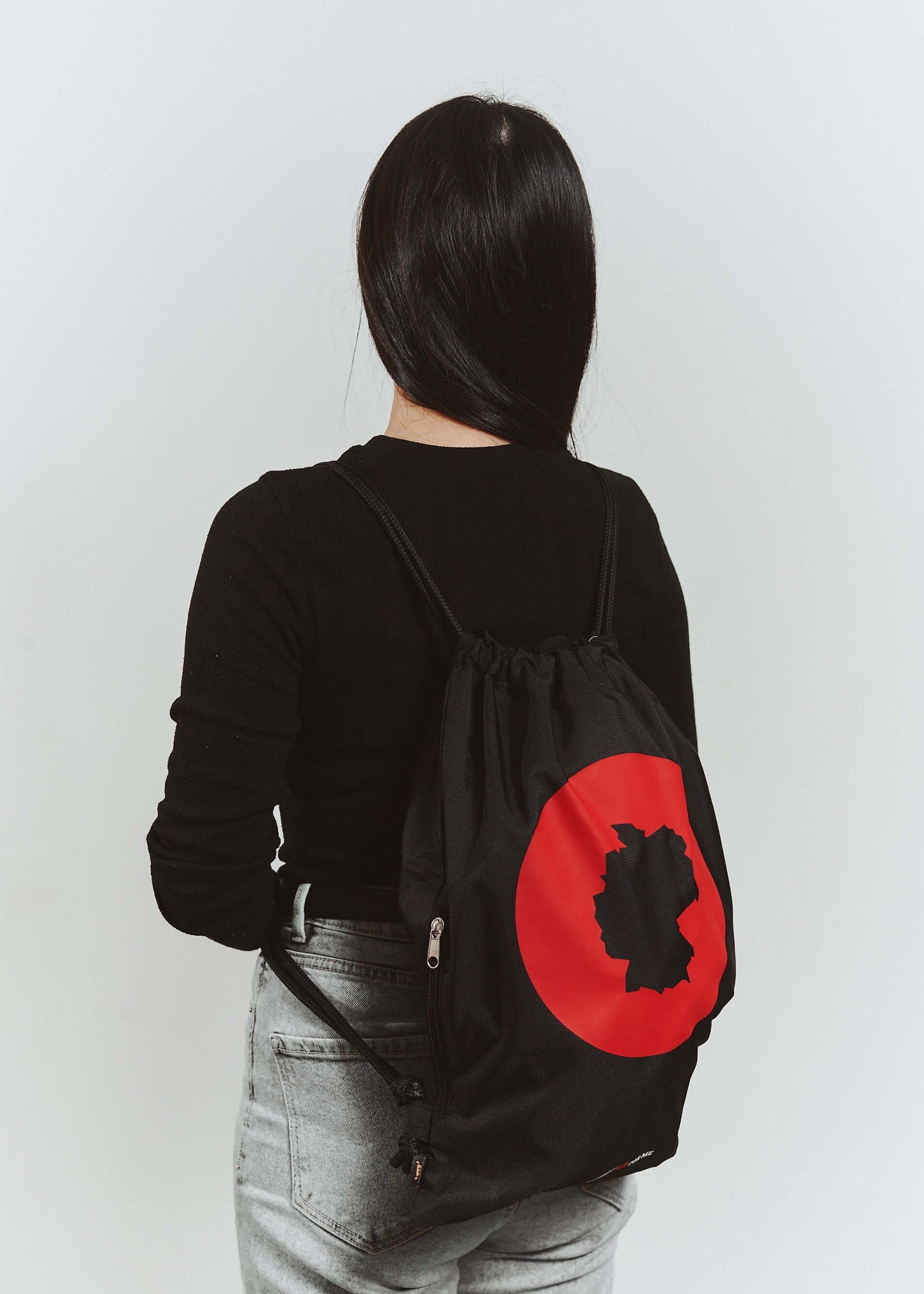 zip bag black with logo purezento for me 5 website www.purezentoforme.com.png